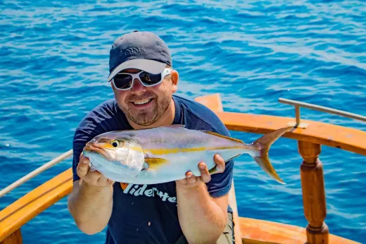 Fishing For Giant Tuna in Competition